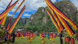 Suku Minangkabau Kebudayaan Kesenian Bahasa Adat Lengkap