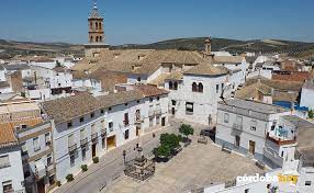 Montilla castle and church of santiago are also within 16 mi (25 km). La Junta Decreta El Cierre Perimetral De Castro Del Rio Donde Tambien Se Limita La Actividad Comercial