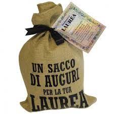 Risultati Immagini Per Auguri Laurea Dottoressa Biglietti Di Laurea Laurea Festa Di Laurea