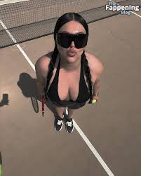 Hrush Achemyan Sexy (3 Photos) | TheFappening