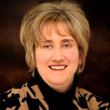 Kimberly Poling's Instagram, Twitter & Facebook