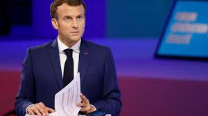 Il permet de limiter les risques de diffusion épidémique, de minimiser la probabilité de contamination dans des situations à risque et donc la pression sur le système de soins, tout en permettant la réouverture. Wzixfvs Rwe 1m