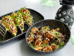 Shop the tommy bahama® australia official online site with signature clothing styles to live the island life from the beach to the office. Elaineeatsjax The Tommy Bahama Marlin Bar Facebook