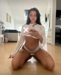 alicebaaker Nude Leaks OnlyFans - Fapshots