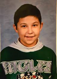 What a SUPER FAN ⭐ Ron Saloman is 91 years old. He has attended 400 of a  possible 402 Boston College Football home games since the stadium opened.  Read in The Boston Globe ⤵️