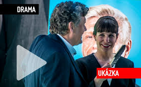 Jedním z absolventských představení v divadle konzervatoře byla kytice jiřího suchého. Veronika Khek Kubarova Petr Zelenka Ve Mne Otevrel Novy Rozmer Herectvi Totalfilm Cz