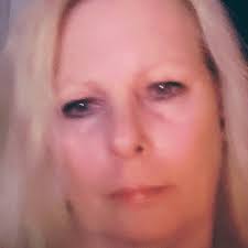 Crow World The Raven Seat Armchair...yay or nay??