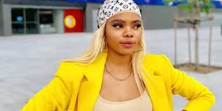 Popular dancer, kamo mphela, spoke to mcg about growing up, living in emdeni, soweto with her mother, and then moving on to stay with her father, who is a member of the zcc. Londie London Biography Age Family Education Career Songs Albums Controversy Fashion Zalebs