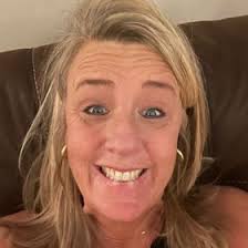 Christy Harper Howell (charhow)