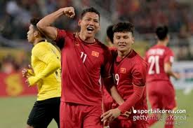 이러다 다 쓰러진다···축구선수 혹사 논란. ë² íŠ¸ë‚¨ ë„ì „ ì •ì‹  ê½í•˜ì´ ë¼ë¦¬ê°€ ê½í'¸ì—‰ äºž ë¹…ë¦¬ê·¸ ë…¸í¬ ìŠ¤íƒ€ë‰´ìŠ¤