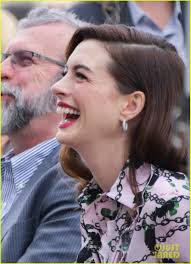 Anne Hathaway Gets Star