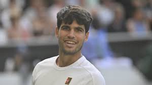 GALA VIDEO - Carlos Alcaraz : à seulement 14 ans, son petit frère Jaime  marche dans ses pas