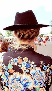 15 Inspiring Festival Beauty Looks From Pinterest Hat Hairstyles Festival Hair Summer Braids