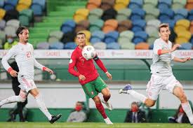 Veja mais ideias sobre seleção de portugal, futebol, seleção portuguesa de futebol. Jogo Em Turim Pode Permitir A Portugal Contornar Limitacoes
