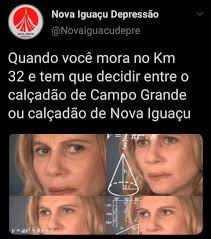 Reza a lenda que no Km 32 o engarrafamento começa na porta de casa