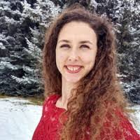 Vivian Hall's Instagram, Twitter & Facebook