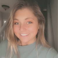 Jennifer Whitbeck's Instagram, Twitter & Facebook