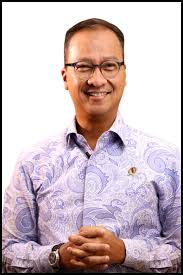 Berdasarkan surat menteri pendidikan nasional nomor 85583/a4/kp/2010 tanggal 25 nopember. Kementerian Perindustrian