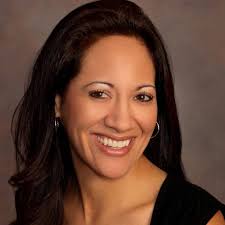 Jennifer Hammett's Instagram, Twitter & Facebook