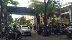 Sebab menurut pp manajemen pns, salah satu. Kenaikan Honor Belum Cair Guru Honorer Di Gresik Wadul Ke Dprd Surya