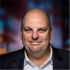 Tracey Latham's Instagram, Twitter & Facebook