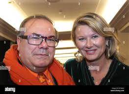 Hunt slonem hi-res stock photography and images