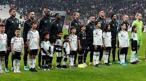 Beşiktaş şike davası sonuçlanana kadar türkiye kupası'nı iade ediyor. Iste Besiktas In Kupa Kadrosu