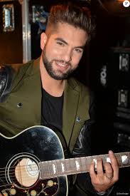 C'est une chanson que j'ai faite pour un ami qui est parti il n'y a pas très longtemps. Exclusif Kendji Girac Backstage Enregistrement De L Emission Johnny Toute La Musique Qu Ils Aiment A La Seine Musicale Qui Sera Diffusee Le 6 Janvier Su Purepeople