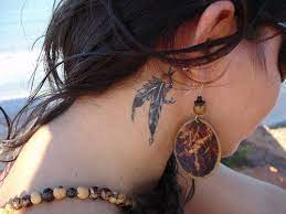Das ohr ist eine gute stelle für ein kleines und eher unauffälliges tattoo. Tattoo Tattoo Ohr Tattoo Hinterm Ohr Tattoo Ideen