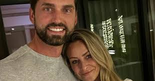 Jessica Batten's Instagram, Twitter & Facebook