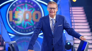 Günther jauch führt mit seiner leichten und gewitzten art durch die sendung und bindet auf eine besondere art den kandidaten auf dem stuhl dieses gesamtpaket macht die sendung unterhaltsam für die ganze familie. Sswkvsxxxy4p5m