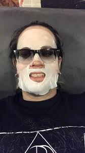 In jungen jahren trat er in einer pianobar auf. H3aymcpbcbcfim