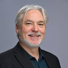 Dr Elizabeth McClelland FRSA