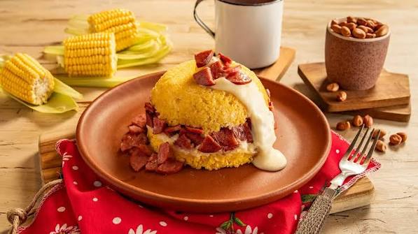 Cuscuz com Calabresa