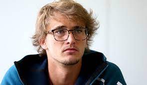 Model brenda patea announced she has given birth to a baby girl, but there's no word on whether the new arrival with help thaw her relationship with the father, tennis star alexander zverev. Tennis Alexander Zverev Erklart Seine Krise Deshalb Lauft Es Nicht