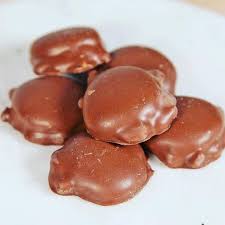 Preparez Des Turtles Maison Encore Bien Meilleures Que Celles Du Commerce Desserts Ma Fourchette Gingerbread Recipe Delicious Desserts Dessert Toppings