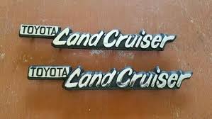You can opt for a traditional toyota logo badge, or choose the model of your vehicle, such as the land cruiser. 2pcs Toyota Land Cruiser Fj40 Fj45 Bj40 Bj42 Hj45 Front Fender Emblem Badge Set Aftermarketpart