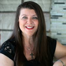 Michelle Knebel's Instagram, Twitter & Facebook