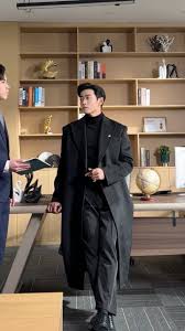 不出意外的话应该是出了意外 他逐渐抽象 #禁欲系 #氛围感 #时尚 #穿搭 #摄影 #love #健身 #美容 #reels #台灣 #香港