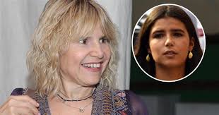 Eugenia martínez de irujo ha vuelto a demostrar que siempre intenta proteger a su hija cayetana rivera, fruto de su matrimonio con fran rivera. Eugenia Martinez De Irujo La Foto Mas Tierna De Su Hija Tana Rivera