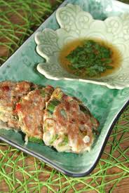 Adapted from a recipe i saw on the new gordon ramsay's ultimate cookery course show i watched the other day, i decided to try out his spicy tuna fishcakes. Gordon Ramsay Spiced Tuna Fishcakes Spiced Tuna Fishcakes Gordon Ramsay The Cook Book Learn How To Cook This Popular Dish Like A Total Pro