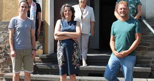 Gelbe Villa als Teil der Gerechtigkeitstour von MdL Daniel Köbler