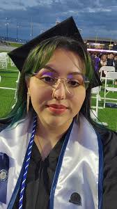girl I just graduado #graduate #degree #surgicaltech #lonestarcollege