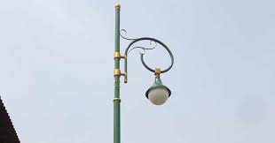 Lampu kap lampu tiang lampu penerangan jalan rumah taman pju 3 meter. Tiang Lampu Jalan Solar Cell Telah Lama Lampu Solar Cell Diperkenalkan Di Negara Indonesia Dan Kini Telah Menjadi Bagian Dari K Lampu Solar Lampu Lampu Antik