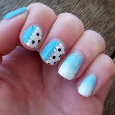awesome blue and white nail designs
