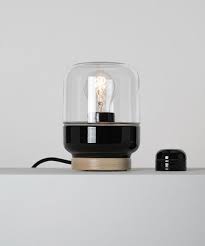 Grow lights that let you put out specific wavelengths allow you to optimize for leaf growth or flowers. Ao95tpsiw 9alm