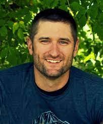 Sandy Hennager's Instagram, Twitter & Facebook