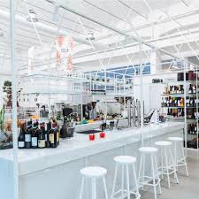 Rent a furnished apartment in the best areas of paris, in the heart of the parisian life. At Hom S Paris Topos Workshop