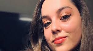 Conhece Sara Ribeiro?