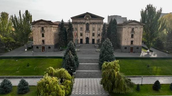 ԱԺ-ում քննարկվում է ԱԺ մշտական հանձնաժողովներ ստեղծելու մասին հարցը